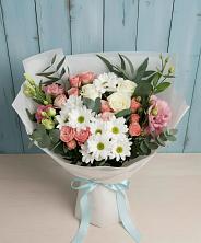 Букет цветов из:  Розы, Лизиантусы и Хризантемы в Калининской Ростовской области