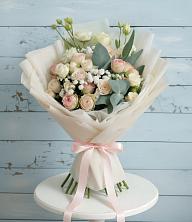 Букет цветов из:  Розы и Лизиантусы в Калининской Ростовской области