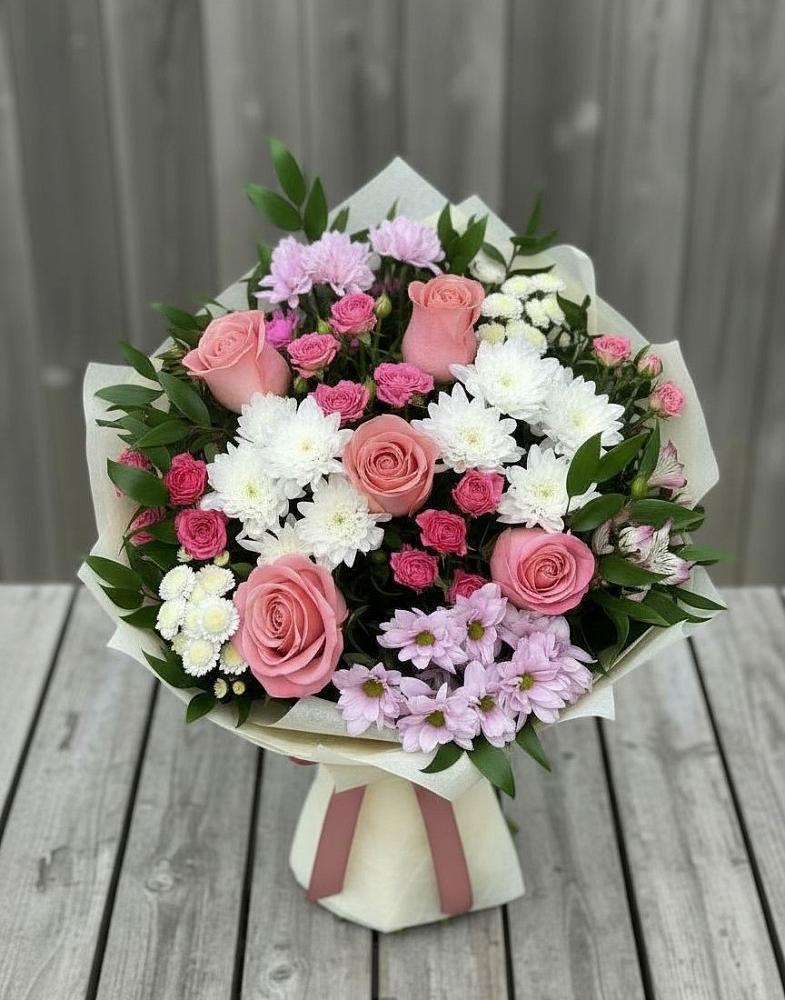 Букет цветов из: Альстромерии, Гвоздики, Розы и Хризантемы в Калининской Ростовской области