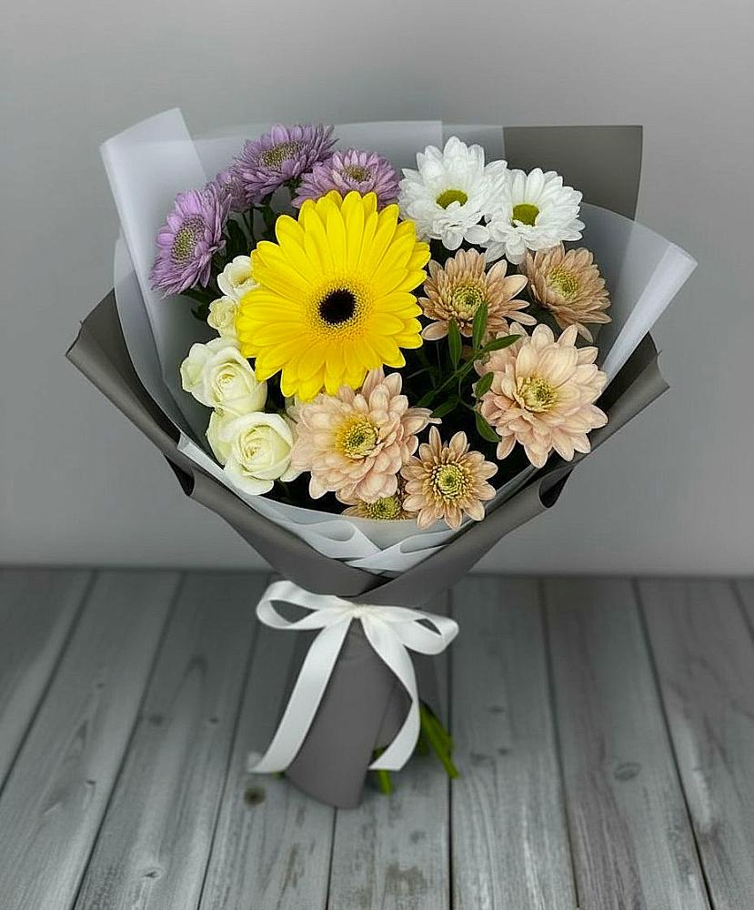 Букет цветов из: Розы, Герберы и Хризантемы в Калининской Ростовской области