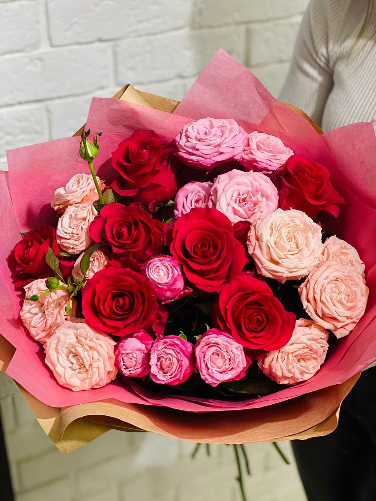 Букет цветов из: Розы в Калининской Ростовской области