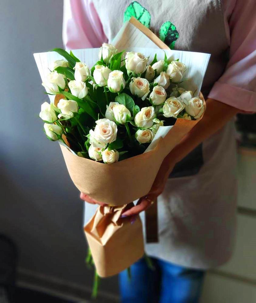 Букет цветов из: Розы в Калининской Ростовской области