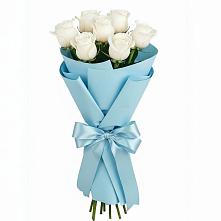 Букет 7 белых роз Проуд в Калининской Ростовской области