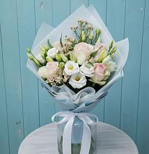 Букет цветов из:  Розы и Лизиантусы в Калининской Ростовской области