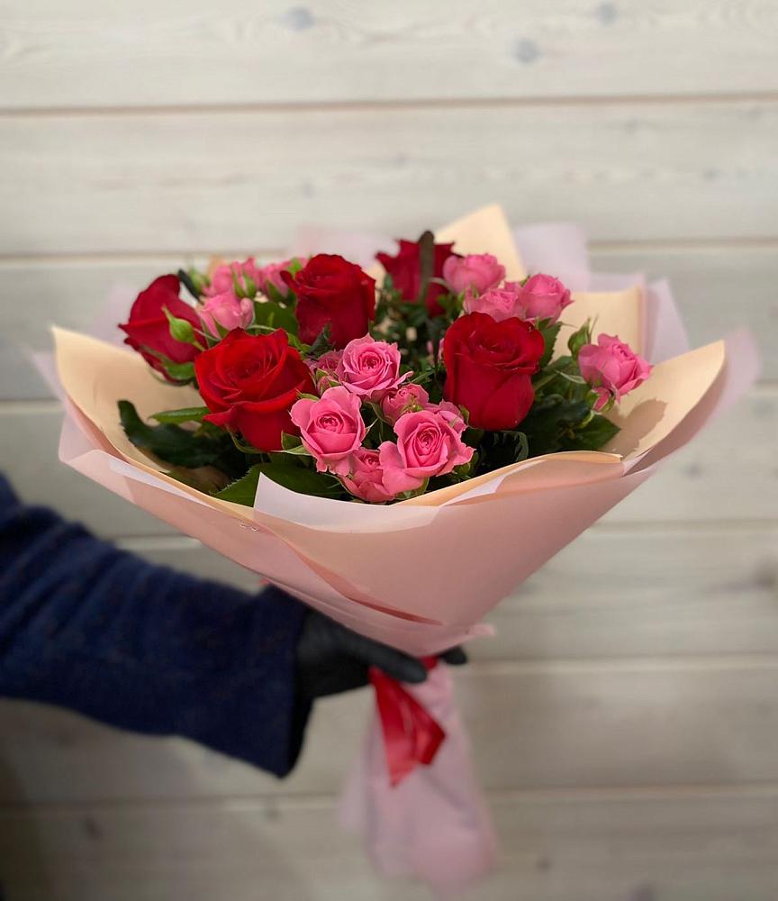 Букет цветов из: Розы в Калининской Ростовской области