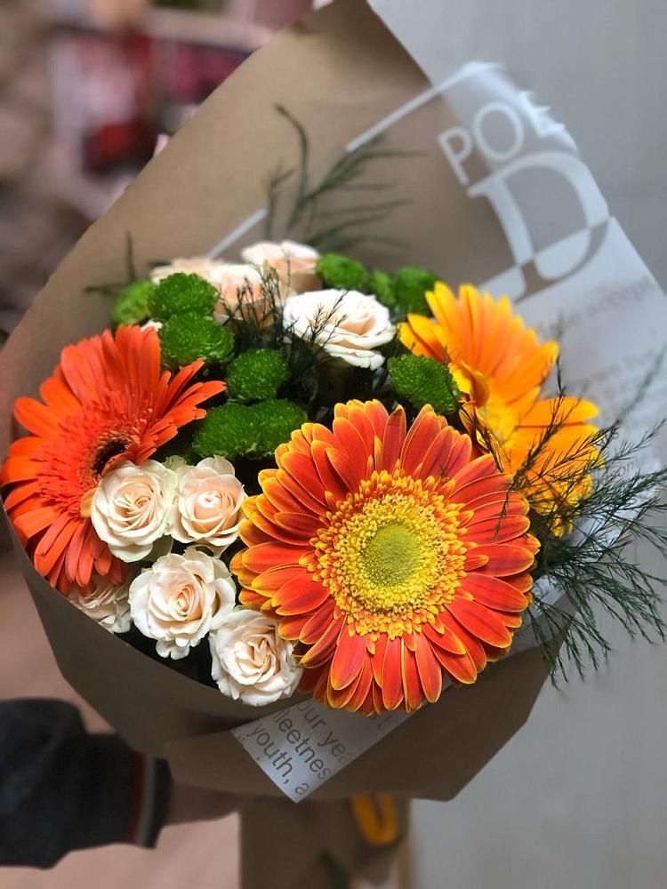 Букет цветов из: Герберы, Хризантемы и Розы в Калининской Ростовской области