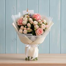 Букет цветов из:  Розы в Калининской Ростовской области