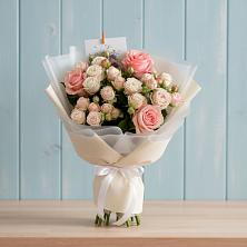 Букет цветов из:  Розы в Калининской Ростовской области