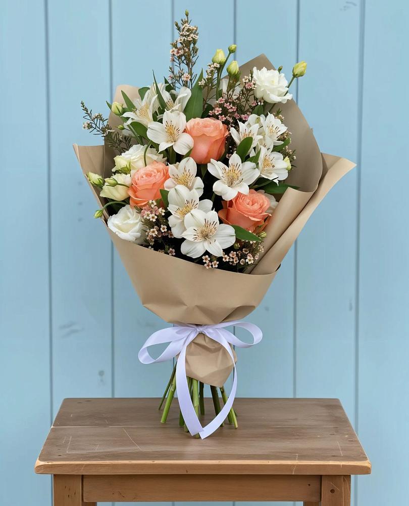Букет цветов из: Альстромерии, Лизиантусы, Розы и Хризантемы в Калининской Ростовской области