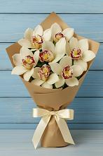 Букет цветов из:  Орхидеи и Розы в Калининской Ростовской области