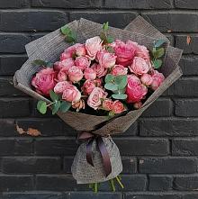 Букет цветов из:  Розы в Калининской Ростовской области